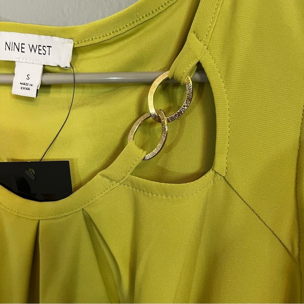 87. Nine West‎ Women's Avocado Green Sleeveless Tank Size Small - Picture 7 of 9